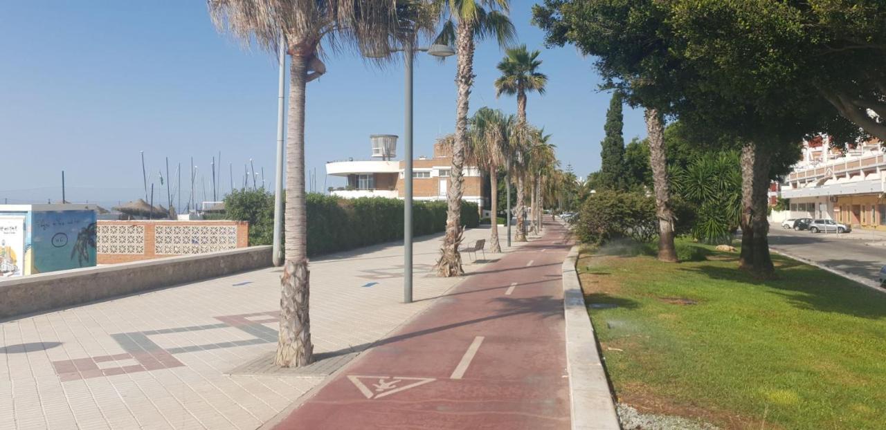 Апартаменты Casa 1ª Linea Paseo Maritimo Торре-дель-Мар Экстерьер фото