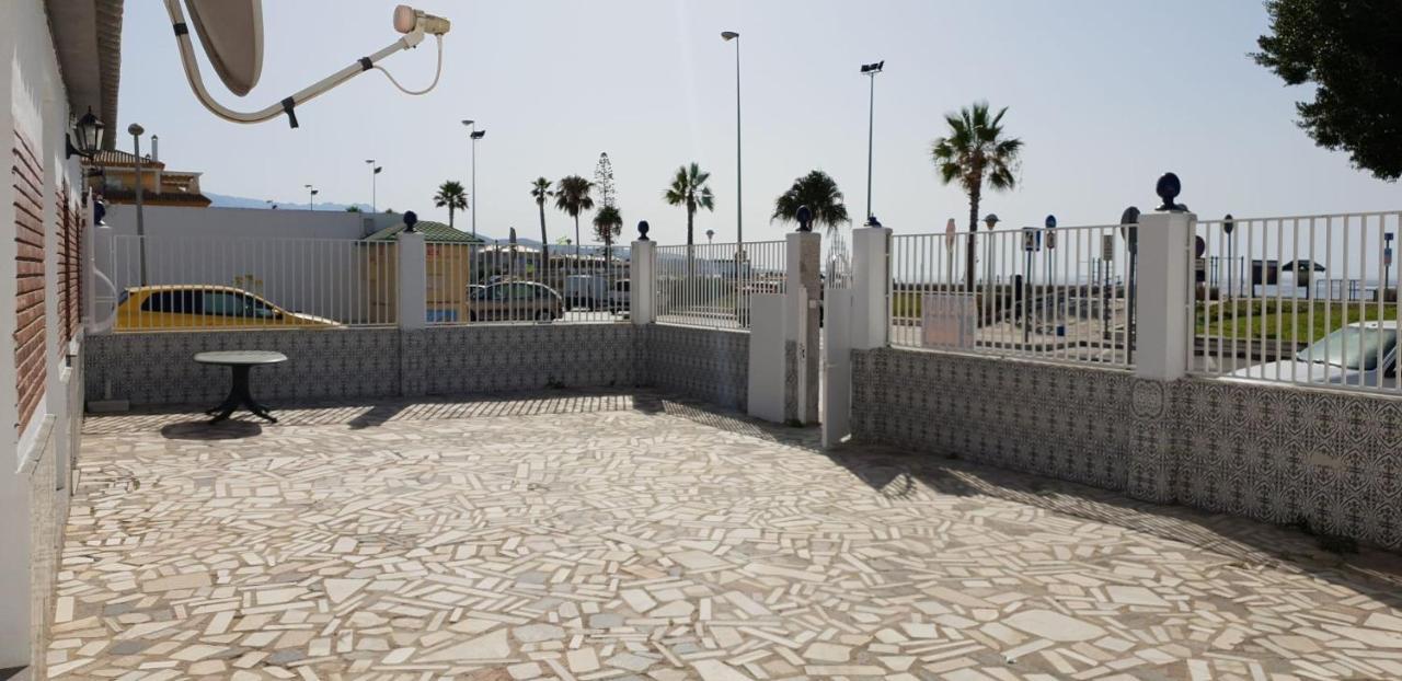 Апартаменты Casa 1ª Linea Paseo Maritimo Торре-дель-Мар Экстерьер фото